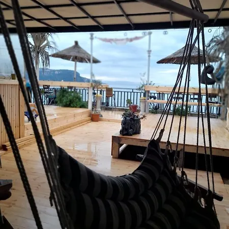City Hostel Himarë